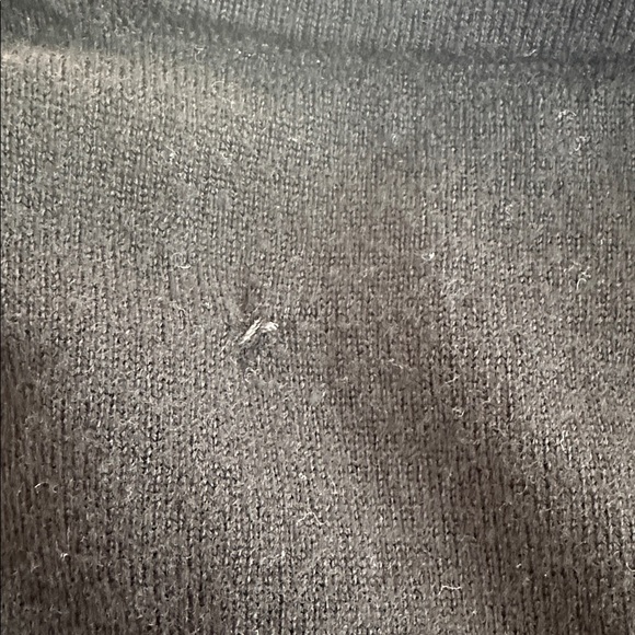 Italian Merino Wool Pullover Sleeveless Sweater Vest - Picture 8 of 8